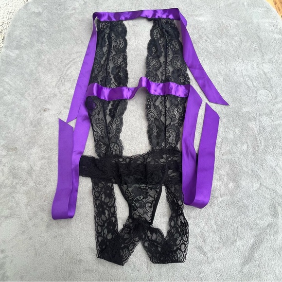 Avid Love Black & Purple Lace Teddy - Picture 2 of 4